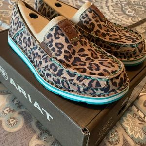 Women’s Ariat Cruiser size 9.5 Cheetah print
